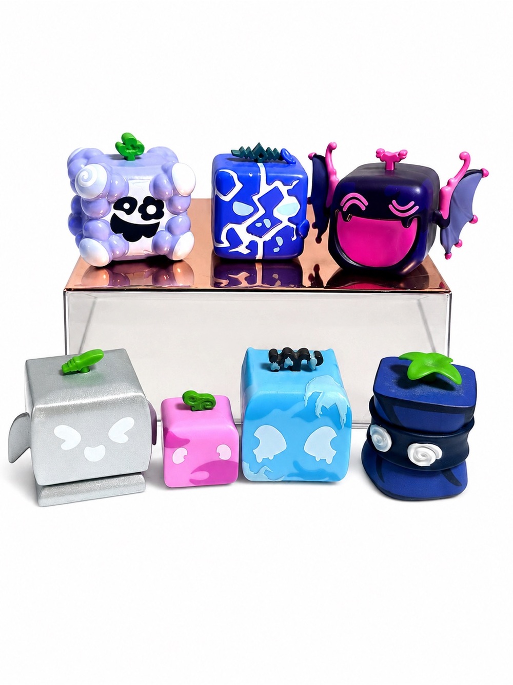 ROBL0X Blox Fruits Set Lot of 7 Figures Toys NO CODES